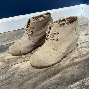 TOMS || Wedge Booties